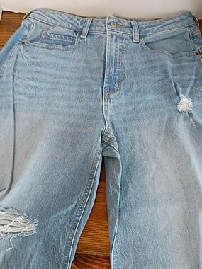 Old Navy Light Blue Boyfriend Jeans with Distressed Detail
